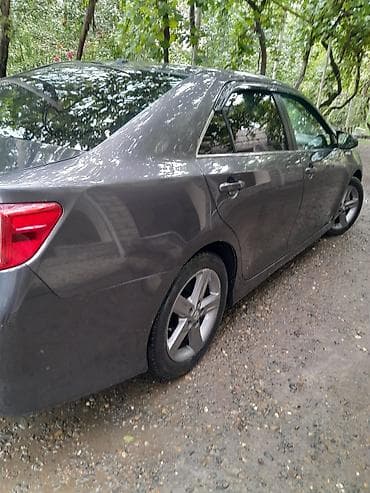 turbo.az yeni avtomobiller: Toyota Camry SE sedan - Korpus: sedan, qrafit/boz rəng - — 9