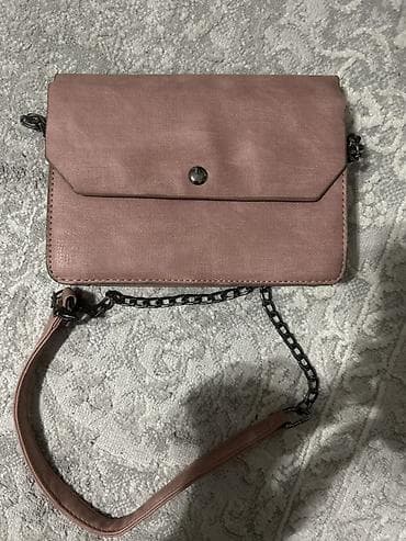 xarı bülbül icon: Zəncirli çiyin/çapraz çanta – pudra/çəhrayı rəng - Material: süni — 2