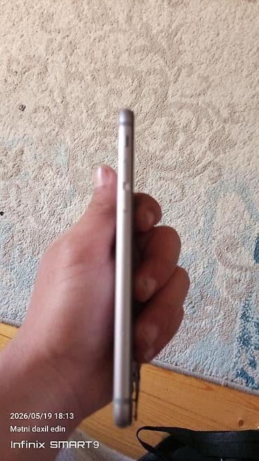 macbook pro m3: IPhone 6s, 16 GB, Gümüşü, Qırıq — 4