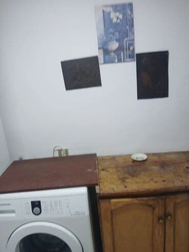 Boşqablar: Bine qesebesinde Merkezde bazarstorenin arxasinda kiraye ev verilir — 9