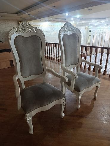 kreslo: Sumqayit seherinde sadliq sarayi ucun bey gelin oturacaqlari — 1