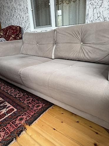 divan parcalari: Bej rəngli 3 nəfərlik divan - Rəng: Açıq bej/boz tonları, ağ kontur — 5