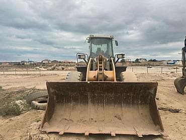 takar: Foton təkərli ön yükləyici (loader) Xüsusiyyətlər: - Güclü dizel — 3