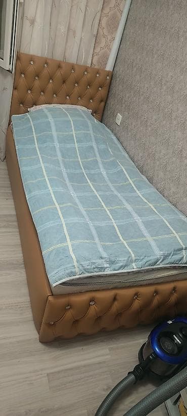 pec satilir: Təknəfərlik çarpayı, Matras ilə — 1