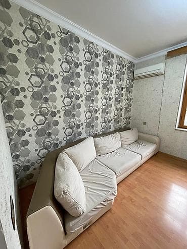 Mənzillər: Nizami rayonu Şirin Mitzəyev küçəsi, Nizami rayon məhkəməsinin — 8