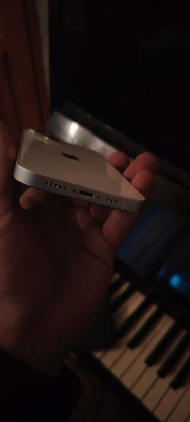 Mətbəx texnikası: IPhone 13, Ağ, Face ID — 6