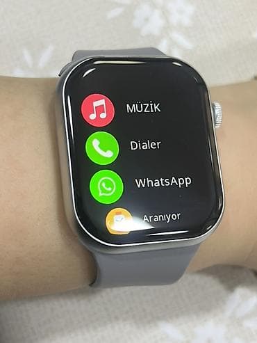 iphone 16 pro 2 ci el: Şəxsi istifadə üçün nəzərdə tutulmuş, Apple whatch boz rəngdə, silikon — 2