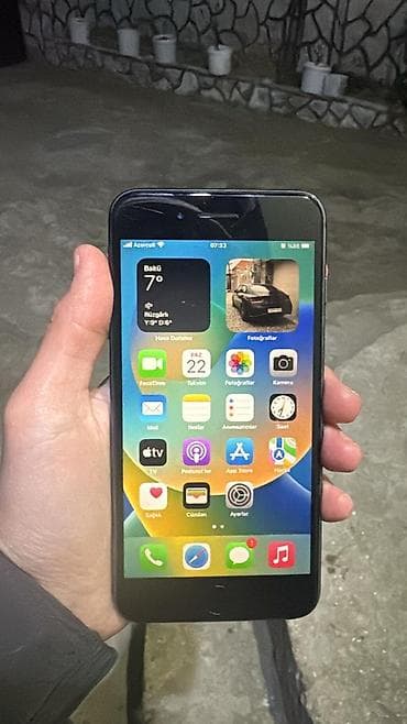 ipad mini 5 irsad: IPhone 8 Plus, 64 GB, Space Gray, Barmaq izi, Simsiz şarj — 1