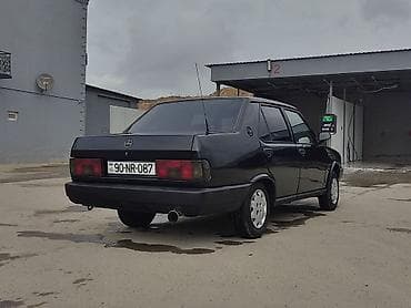 tofas masin: Model: Tofaş Şahin (sedan) Rəng: Qara Yanacaq: Benzin Ötürücü: Arxa — 3