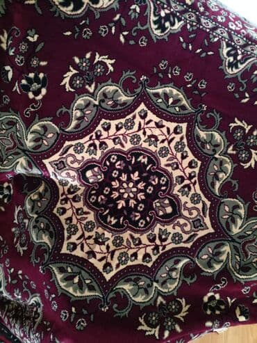 işlənmiş lobzik: Bordo rəng olan 2kreslo 1divan örtüyü var təzə kimidir hec bir — 1