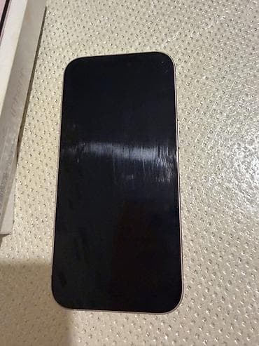 macbook retina: IPhone 15, Çəhrayı, Face ID — 5