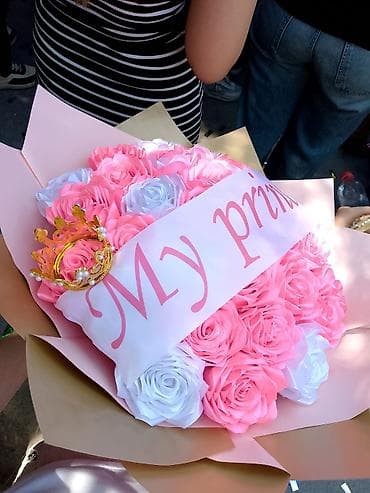 Keçən ilin son zəngində ən çox satılan gül buketimizzzz!!!İçində 35