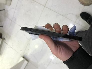 i 15 pods: IPhone 14 Pro, 256 GB, Qara — 3