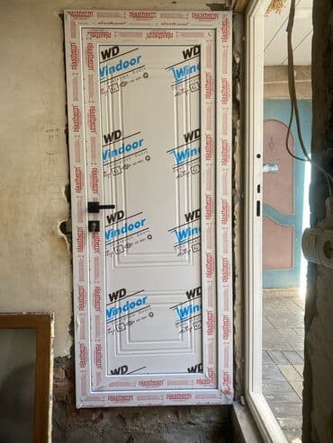 hamam qapları: Hamam üçün Yeni Plastik qapı Çərçivə ilə, Ödənişli quraşdırma, Ödənişli çatdırılma, Rayonlara çatdırılma, Ünvandan götürmə — 11