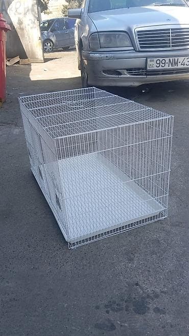 Böyük ölçülü metal qəfəs – ev heyvanları və ya quşlar üçün geniş və