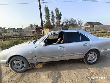 mersedes turbosu: Mercedes-Benz E-Class: 2.3 l | 1995 il Sedan — 6