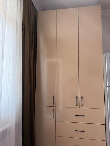 islenmis metbex: Mətbəx/saxlama dolabı - Ölçülər: uzunluq 2.90 m, en 1.30 m, iç — 5