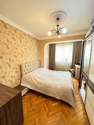 9 ci mikrorayon satilan evler: Bakı, 3 otaqlı, Köhnə tikili, m. Həzi Aslanov, 80 kv. m — 3