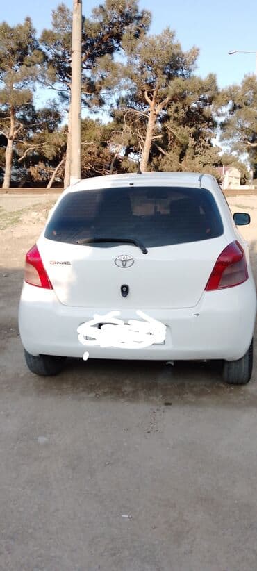 byd kredit şərtləri: Toyota Yaris: 1.3 l | 2007 il Hetçbek — 2
