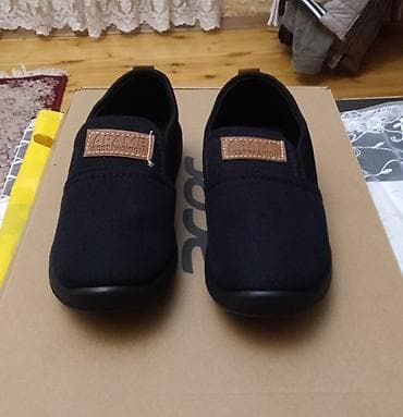 красовка: Gəncədə Təzə Yeni Vəziyyətdə Kişi Üçü Qara rəngdə “APAME Best Fashion” — 2