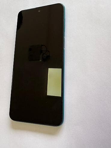 redmi k80: Telefon hər şeyi işlək vəziyyətdədir donması yoxdur.Ekraninda ciziq — 2