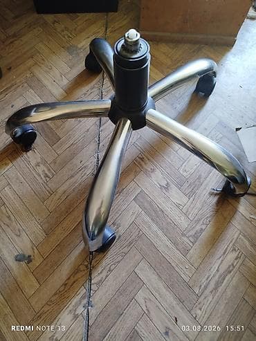 islenmis mebiler: Ofis kreslosu üçün alt baza və təkərli çarx sistemi - 5 şüalı metal — 1