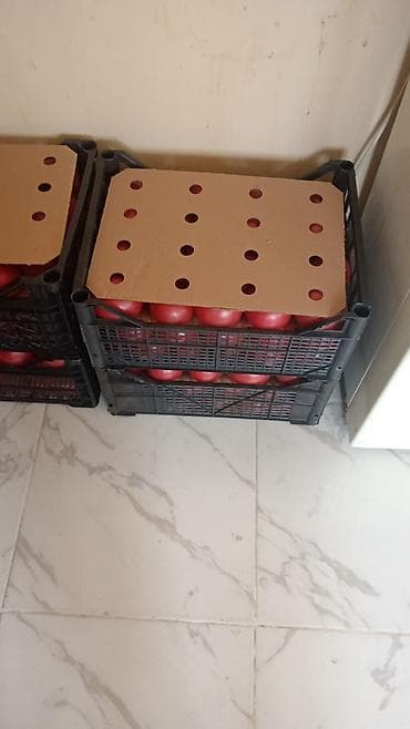 Yerli mehsullardir 1 kaset 3.50 dir. Kasetinde biri 9 kilodur. Yeni — 2