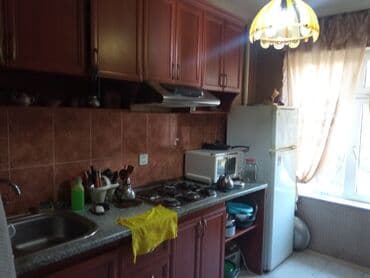 2 mertebeli ev: Bakı, 4 otaqlı, Köhnə tikili, 100 kv. m — 7