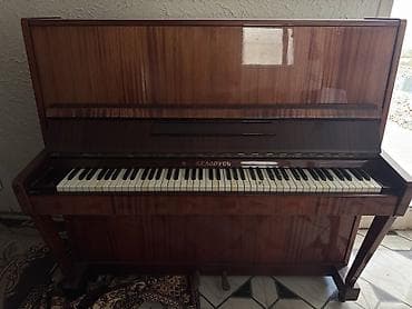 Klavişli alətlər: Piano, Belarus, Akustik, İşlənmiş, Ünvandan götürmə — 2