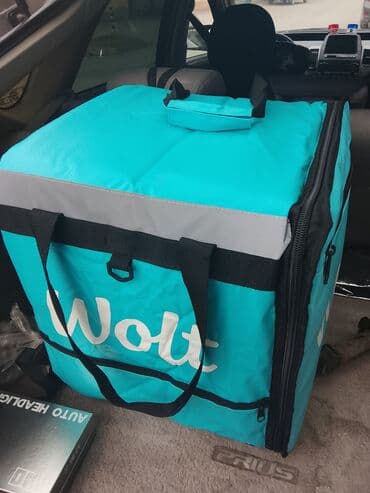 Wolt termobağlama çantası – böyük həcmli, izolyasiyalı çatdırılma