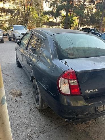 4 teker: Renault Symbol: 1.4 l | 2008 il 220000 km Sedan — 2