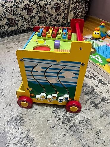 oyuncaq gitara: Taxta çoxfunksiyalı uşaq gəzdirici və inkişaf seti - Material — 2