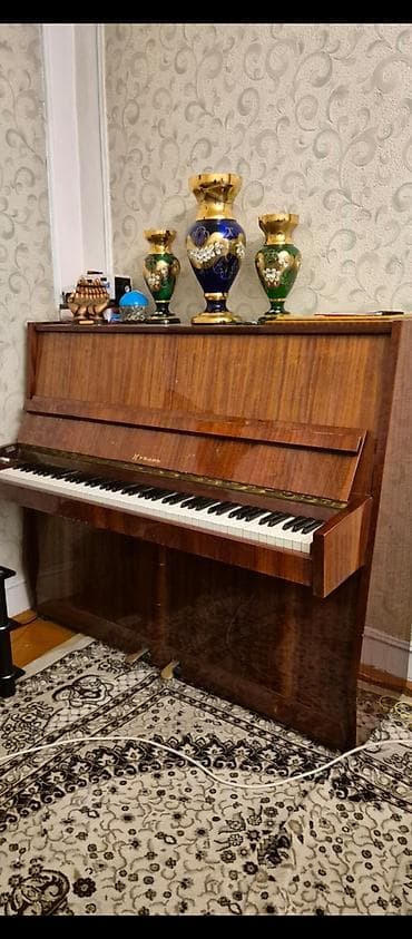 Upright pianino – “Красный Октябрь” (sovet istehsalı) - Korpus