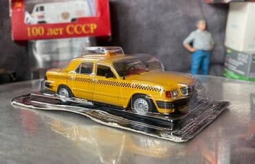 1 43 modelka: QAZ, 1997 il, 1:43, Dəmir, Ödənişli çatdırılma — 2