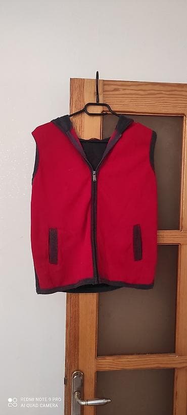 Qoluzlı, kapüşonlu 10-12 yaş usaq jileti.5 man - Model: fermuarlı — 1