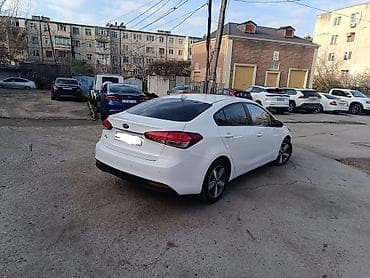 Nəqliyyat: Kia K3: 1.6 l | 2017 il Sedan — 3