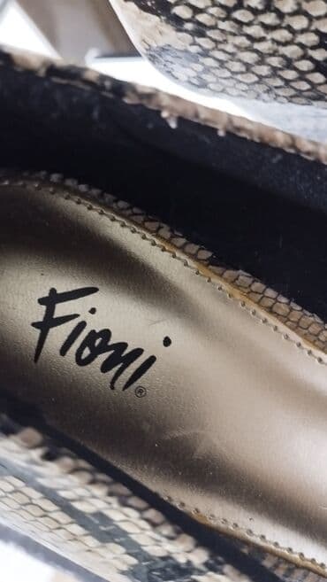 qizil qolbagilar: Tuflilər, Ölçü: 37, rəng - Qızılı, Yeni — 4