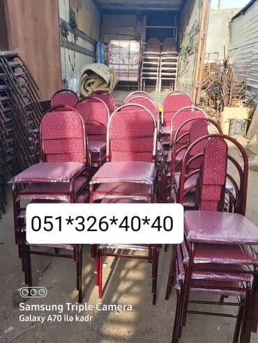 Masa və oturacaq dəstləri: Qonaq otağı üçün, Yeni, Açılan, Dördbucaq masa, 4 stul — 4