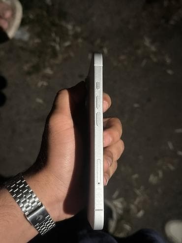 İphone 16 sade hecbir problemi yoxdu cizig bele yoxdu karopkasi — 4