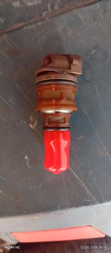 ucuz tofaş: Avtomobil üçün yağ nasosunun təzyiq tənzimləyici klapanı (solenoid) — 1