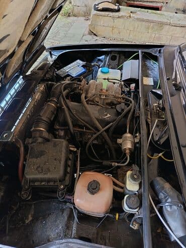 w210 disk: VAZ 2107, qara rəng, sedan. Xüsusiyyətlər: - Klassik “07” dizaynı — 5