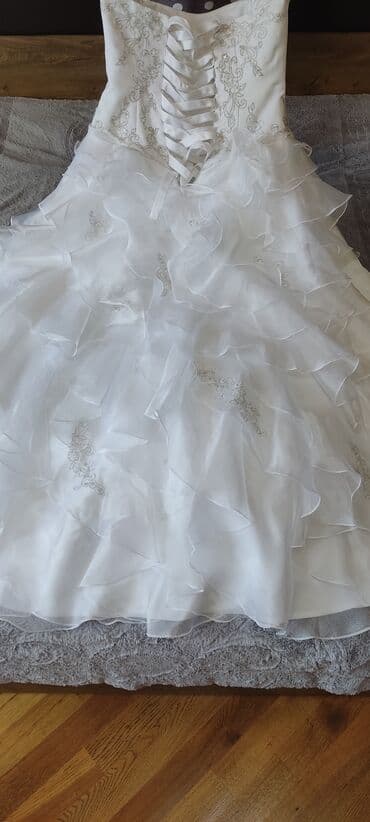 фата койноктор: Gəlinlik satılır. Los Angeles-dən 600$-a alınıb(Firma Melody Bridal — 6