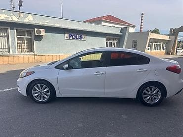 byd satilir: Kia Cerato (Forte) sedan – ağ rəng, Azərbaycan nömrə nişanı 77-RT-173 — 7