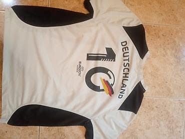 Личные вещи: Məhsul: Almaniya millisinin EURO 2016 temalı futbol köynəyi - — 2
