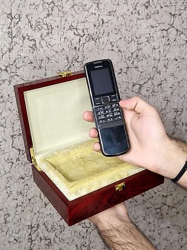 Nokia 8, rəng - Qara, Düyməli