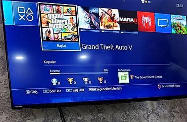 Video oyunlar və konsollar: Sony Playstation 4 slim 500gb plombu üzərində, ideal vəziyətdə 2 pult — 2