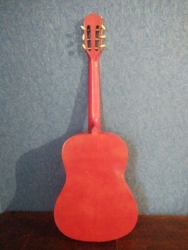 Klassik gitara – parlaq qırmızı/sunburst rəngli korpus, 6 sim. Təbii lalafo.az -da Klassik gitara – parlaq qırmızı/sunburst rəngli korpus, 6 sim. Təbii