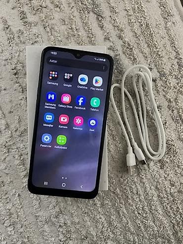 samsung telfonları: Samsung Galaxy A10s, 32 GB, rəng - Qara, Barmaq izi — 3