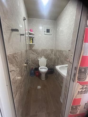 Həyət evləri və villaların satışı: 2 otaqlı, 50 kv. m, Orta təmir — 2