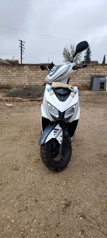 maşın bareter telfonla: - GRANDMOTO, 125 sm3, 2023 il, 6056 km — 2